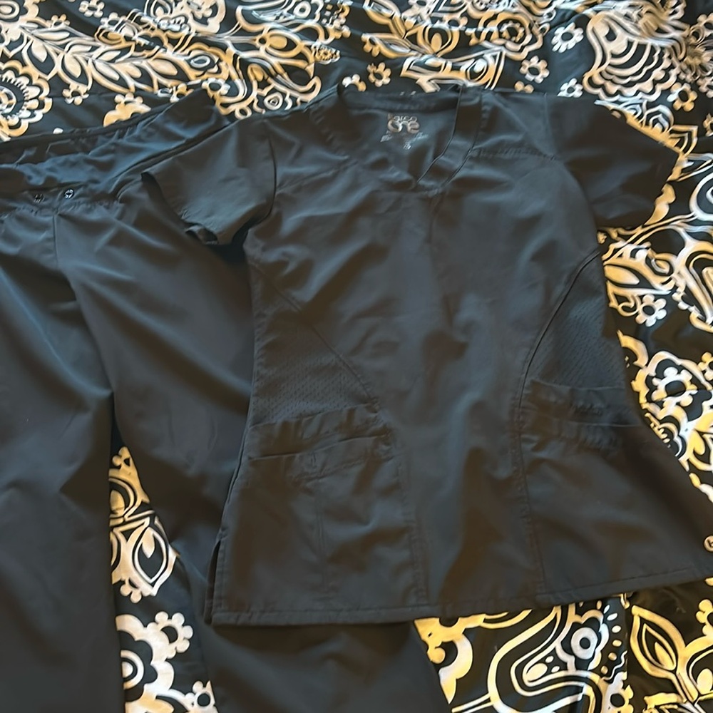 Barco one XS scrub set black